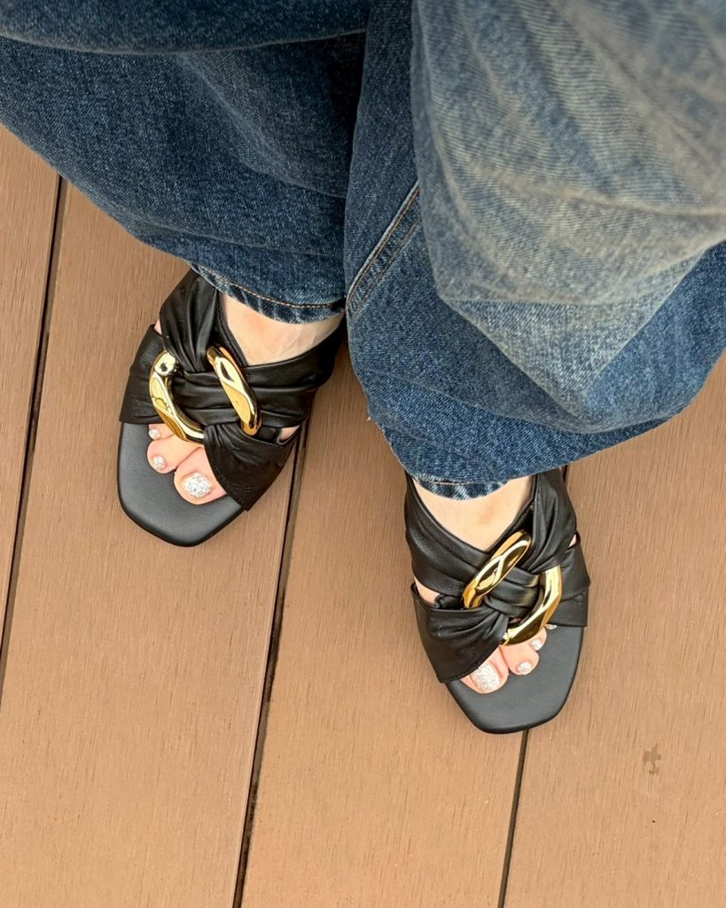 渋谷ヒカリエShinQs店】CHIAKI KATAGIRI sandal | Scrap Book [2019.03.24]